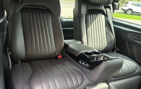 Mercedes-Benz V-Класс, 2018 год, 3 900 000 рублей, 5 фотография