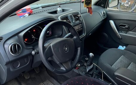 Renault Logan II, 2014 год, 650 000 рублей, 5 фотография
