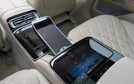Mercedes-Benz S-Класс, 2022 год, 16 000 000 рублей, 13 фотография
