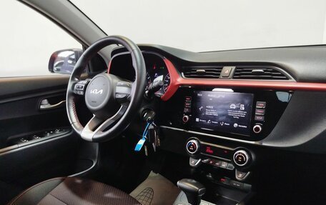 KIA Rio IV, 2021 год, 1 750 000 рублей, 10 фотография