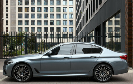 BMW 5 серия, 2018 год, 3 900 000 рублей, 10 фотография