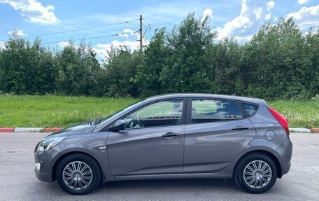 Hyundai Solaris II рестайлинг, 2016 год, 865 000 рублей, 2 фотография