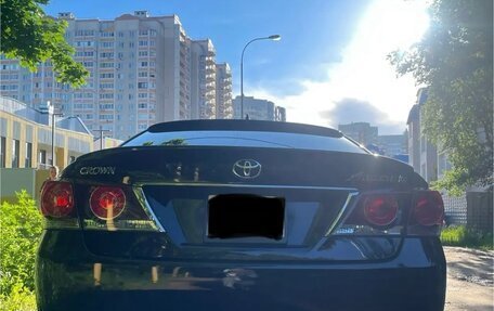 Toyota Crown, 2016 год, 3 000 000 рублей, 11 фотография