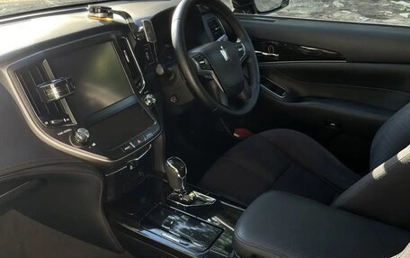 Toyota Crown, 2016 год, 3 000 000 рублей, 19 фотография