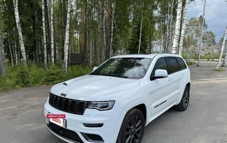 Jeep Grand Cherokee, 2019 год, 4 800 000 рублей, 2 фотография