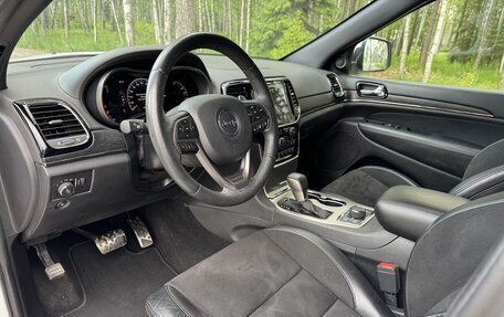 Jeep Grand Cherokee, 2019 год, 4 800 000 рублей, 18 фотография