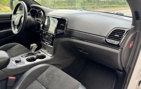 Jeep Grand Cherokee, 2019 год, 4 800 000 рублей, 14 фотография