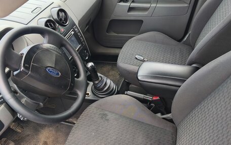 Ford Fusion I, 2003 год, 350 000 рублей, 8 фотография