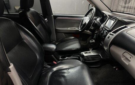 Mitsubishi Pajero Sport II рестайлинг, 2011 год, 1 199 999 рублей, 10 фотография
