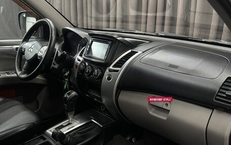 Mitsubishi Pajero Sport II рестайлинг, 2011 год, 1 199 999 рублей, 9 фотография