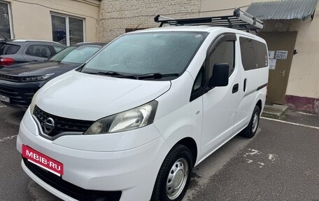 Nissan NV200, 2018 год, 1 800 000 рублей, 2 фотография