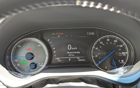 Toyota Venza, 2021 год, 4 900 000 рублей, 24 фотография