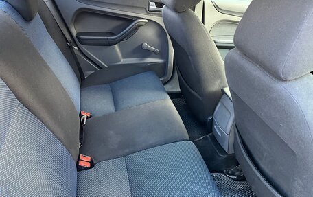 Ford Focus II рестайлинг, 2006 год, 300 000 рублей, 16 фотография