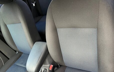 Ford Focus II рестайлинг, 2006 год, 300 000 рублей, 18 фотография