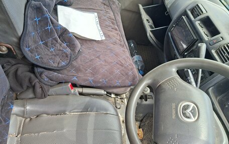 Mazda Bongo IV, 2005 год, 200 000 рублей, 6 фотография