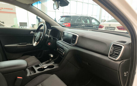 KIA Sportage IV рестайлинг, 2020 год, 2 550 000 рублей, 13 фотография