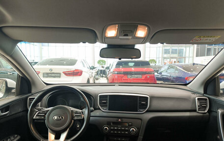KIA Sportage IV рестайлинг, 2020 год, 2 550 000 рублей, 17 фотография