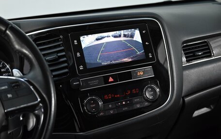 Mitsubishi Outlander III рестайлинг 3, 2019 год, 2 115 000 рублей, 6 фотография