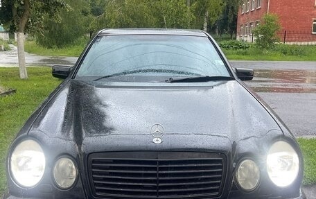 Mercedes-Benz E-Класс, 1997 год, 515 000 рублей, 3 фотография