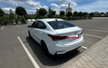 Hyundai Solaris II рестайлинг, 2018 год, 1 120 000 рублей, 5 фотография