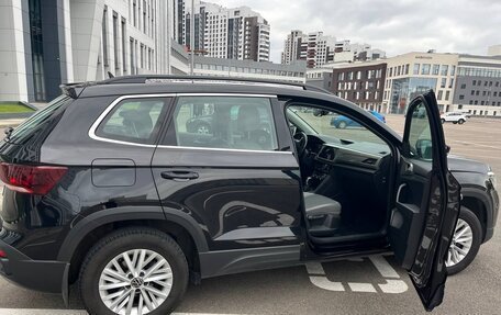 Volkswagen Taos, 2021 год, 2 650 000 рублей, 8 фотография
