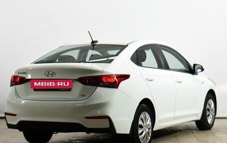 Hyundai Solaris II рестайлинг, 2017 год, 799 000 рублей, 3 фотография
