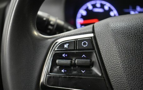 Hyundai Solaris II рестайлинг, 2017 год, 799 000 рублей, 9 фотография