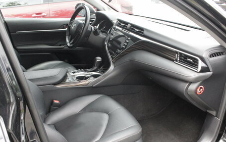 Toyota Camry, 2020 год, 2 980 000 рублей, 5 фотография