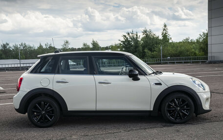 MINI Hatch, 2019 год, 2 290 000 рублей, 4 фотография