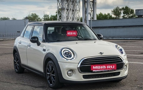 MINI Hatch, 2019 год, 2 290 000 рублей, 3 фотография