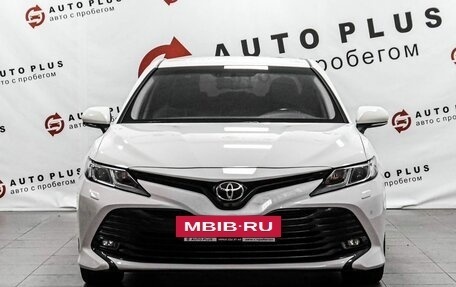 Toyota Camry, 2020 год, 2 800 000 рублей, 3 фотография