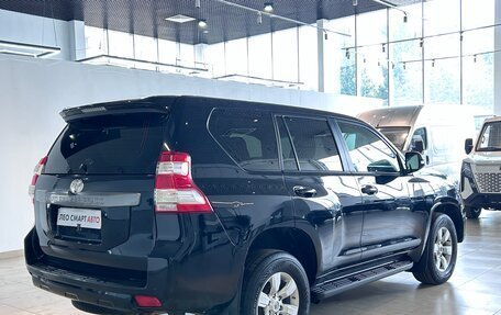 Toyota Land Cruiser Prado 150 рестайлинг 2, 2017 год, 3 490 000 рублей, 4 фотография