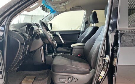 Toyota Land Cruiser Prado 150 рестайлинг 2, 2017 год, 3 490 000 рублей, 11 фотография
