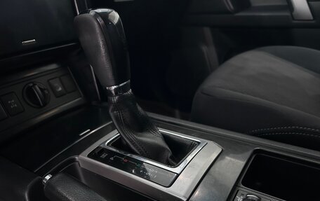 Toyota Land Cruiser Prado 150 рестайлинг 2, 2017 год, 3 490 000 рублей, 15 фотография