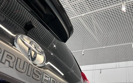 Toyota Land Cruiser Prado 150 рестайлинг 2, 2017 год, 3 490 000 рублей, 31 фотография