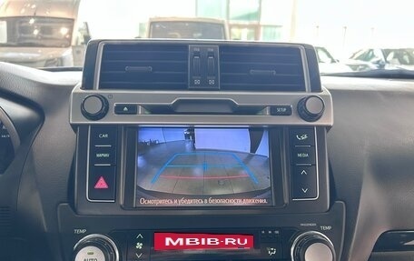 Toyota Land Cruiser Prado 150 рестайлинг 2, 2017 год, 3 490 000 рублей, 24 фотография