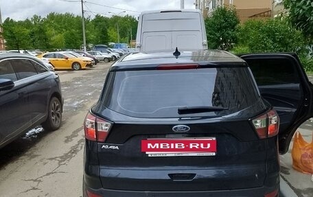 Ford Kuga III, 2017 год, 1 350 000 рублей, 2 фотография