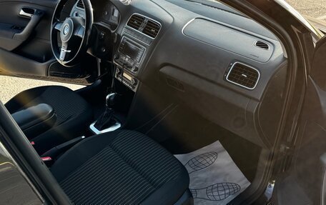 Volkswagen Polo VI (EU Market), 2013 год, 810 000 рублей, 15 фотография