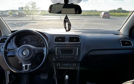 Volkswagen Polo VI (EU Market), 2013 год, 810 000 рублей, 17 фотография