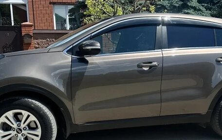 KIA Sportage IV рестайлинг, 2018 год, 1 790 000 рублей, 5 фотография