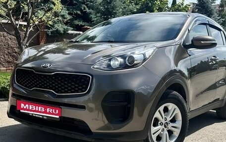 KIA Sportage IV рестайлинг, 2018 год, 1 790 000 рублей, 3 фотография