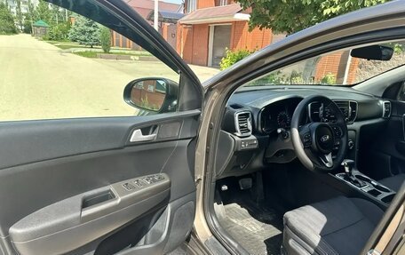 KIA Sportage IV рестайлинг, 2018 год, 1 790 000 рублей, 10 фотография