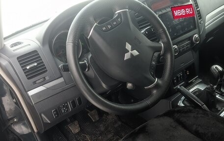Mitsubishi Pajero IV, 2007 год, 1 300 000 рублей, 15 фотография