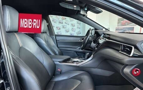 Toyota Camry, 2018 год, 3 049 000 рублей, 15 фотография