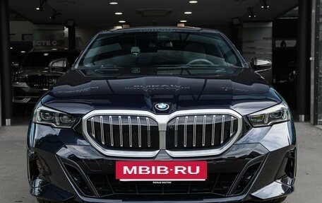 BMW 5 серия, 2024 год, 8 900 000 рублей, 3 фотография