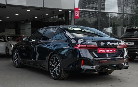 BMW 5 серия, 2024 год, 8 900 000 рублей, 7 фотография
