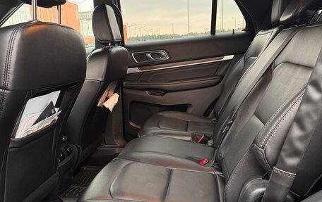 Ford Explorer VI, 2018 год, 2 600 000 рублей, 9 фотография