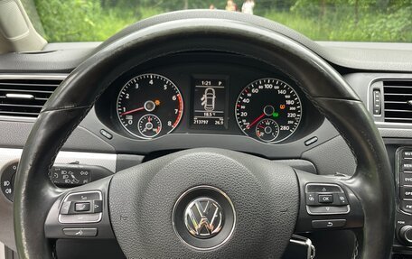 Volkswagen Jetta VI, 2013 год, 930 000 рублей, 17 фотография