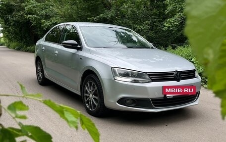 Volkswagen Jetta VI, 2013 год, 930 000 рублей, 10 фотография