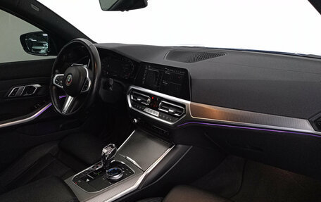 BMW 3 серия, 2019 год, 3 359 000 рублей, 9 фотография